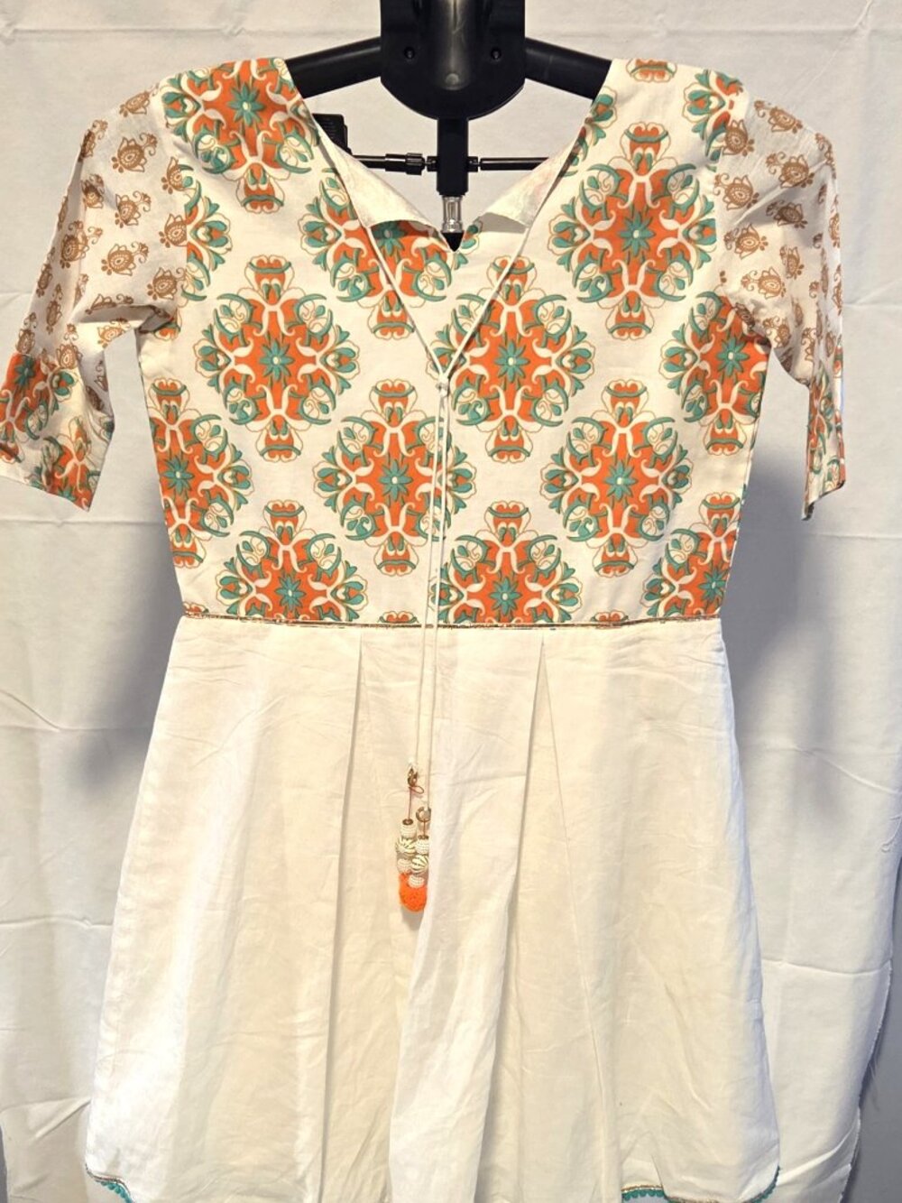 K & U - K & U Designer Wear - Girls Beautiful Indian Tunic Dress Size M